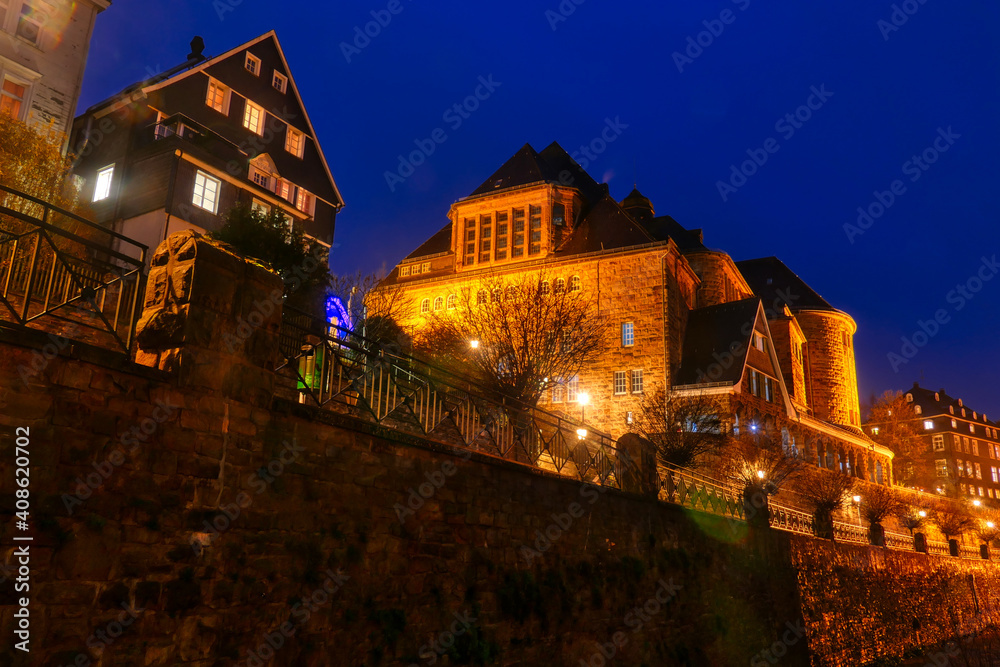 Altstadt und Bürgerhaus in Velbert Langenberg bei Nacht