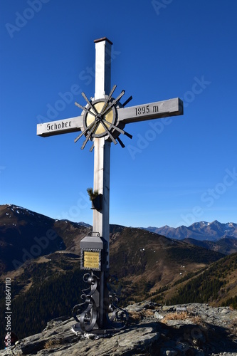 Gipfelkreuz Großer Schober am Schoberpass in der Steiermark, Österreich
