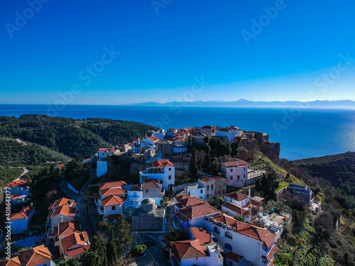 Foto Aerial panoramic view over Chora the beautiful old Village of Alonnisos island,