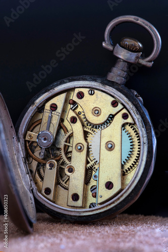 Mechanism of an old gusset watch