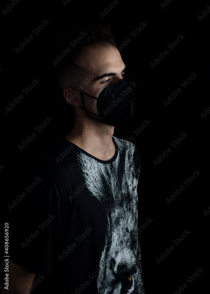 Obraz premium man with mask covid