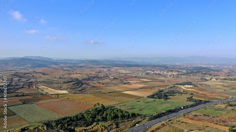 survol des vignes dans le sud de la France