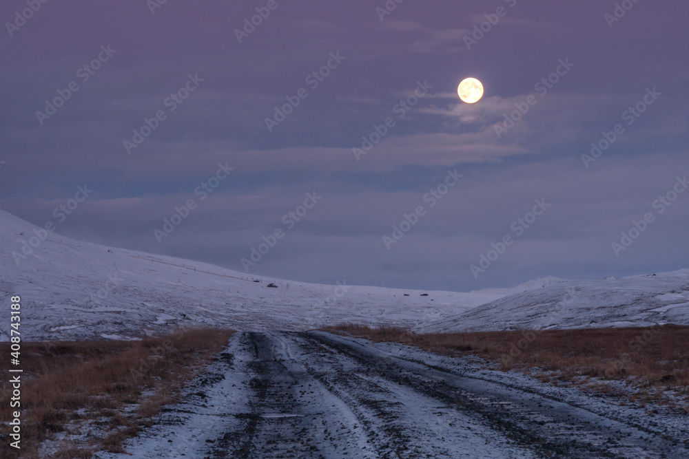 Fototapeta premium moon over the mountains