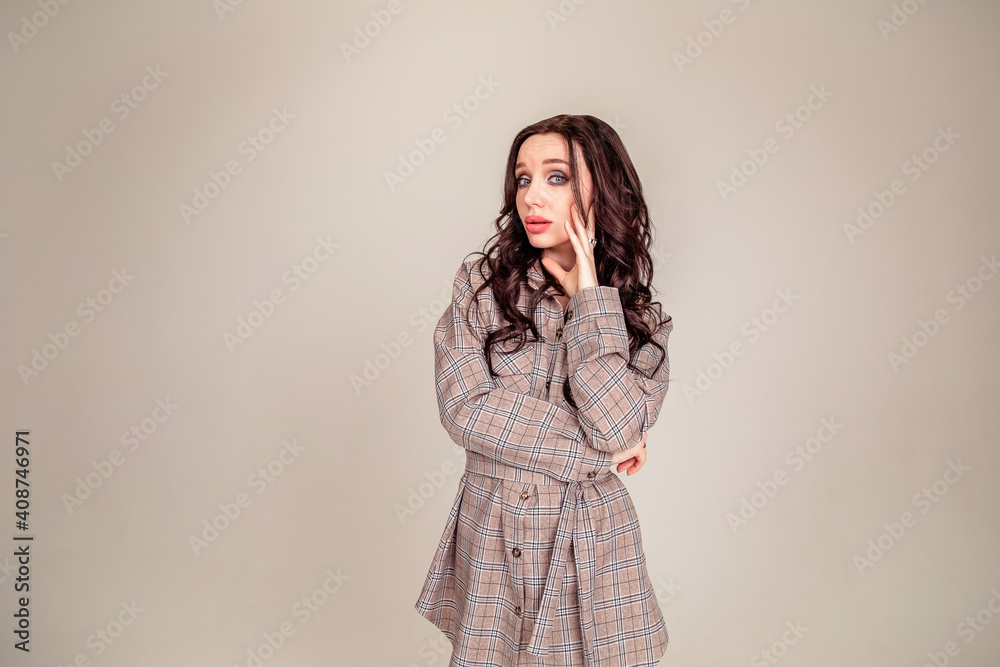Fototapeta premium businesswoman isolated over gray white background