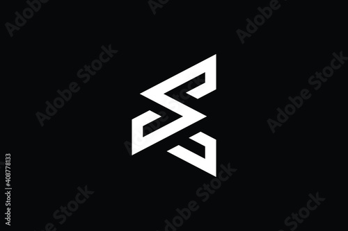 SE logo letter design on luxury background. ES logo monogram initials letter concept. SE icon logo design. ES elegant and Professional letter icon design on black background. S E SE ES 