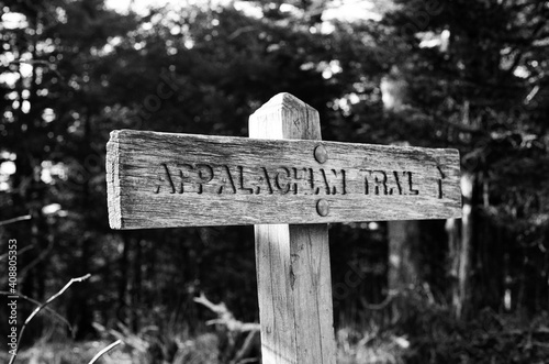Leinwand Poster Appalachian trail sign black and white