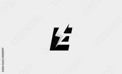  Letter E Bolt Logo Vector Design Icon Illustration