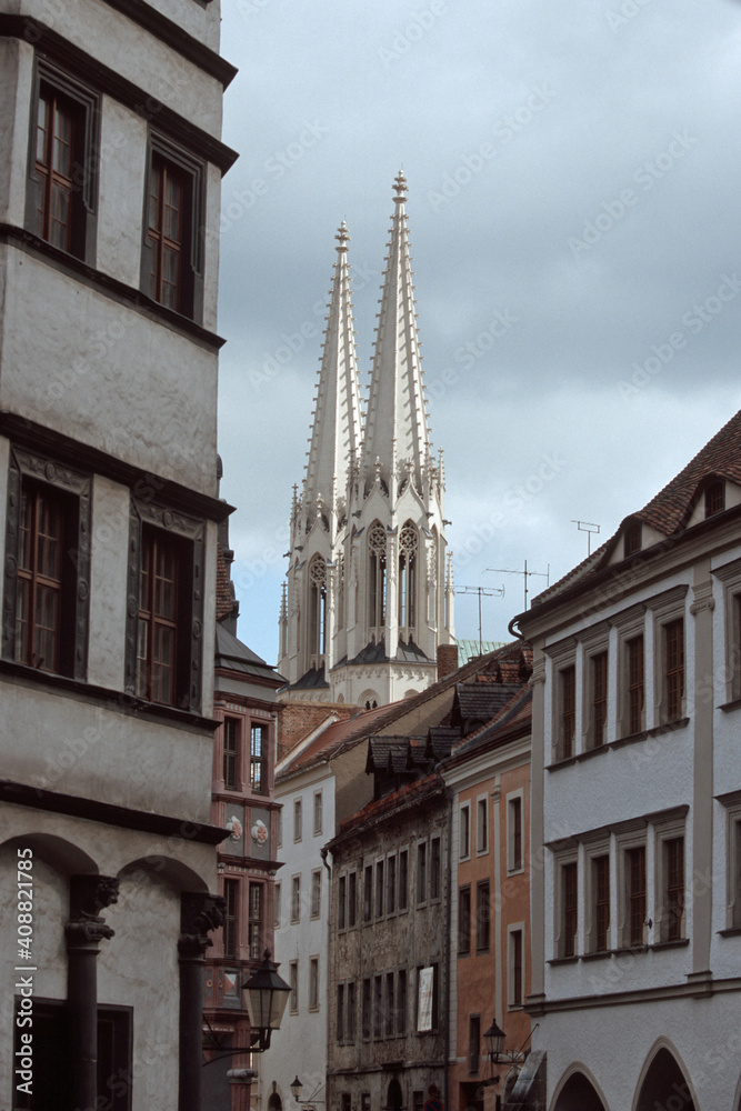 Die Tuerme von St. Peter und Paul in Goerlitz vom Untermarkt aus Die Tuerme von St. Peter und Paul in Goerlitz vom Untermarkt aus