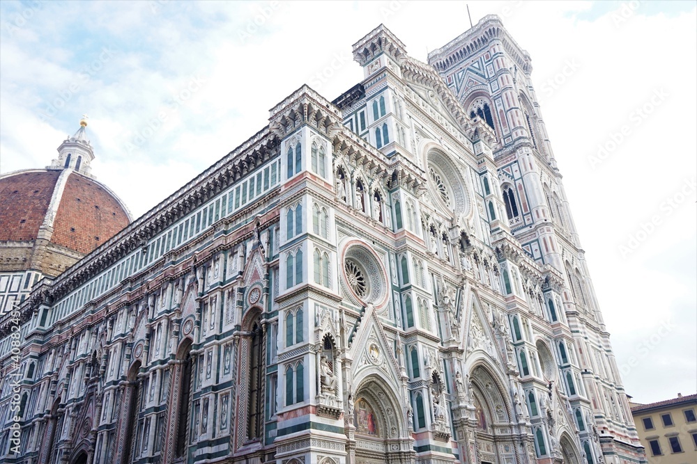 Dome and Cathedral of Florence in Italy aka Cattedrale di Santa Maria del Fiore - サンタ・マリア・デル・フィオーレ大聖堂 イタリア フィレンツェ ドゥオモ Dome and Cathedral of Florence in Italy aka Cattedrale di Santa Maria del Fiore - サンタ・マリア・デル・フィオーレ大聖堂 イタリア フィレンツェ ドゥオモ