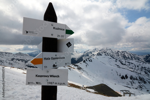 Fototapeta Naklejka Na Ścianę i Meble -  Snowy mountains and Zacopane ski resort, Poland.