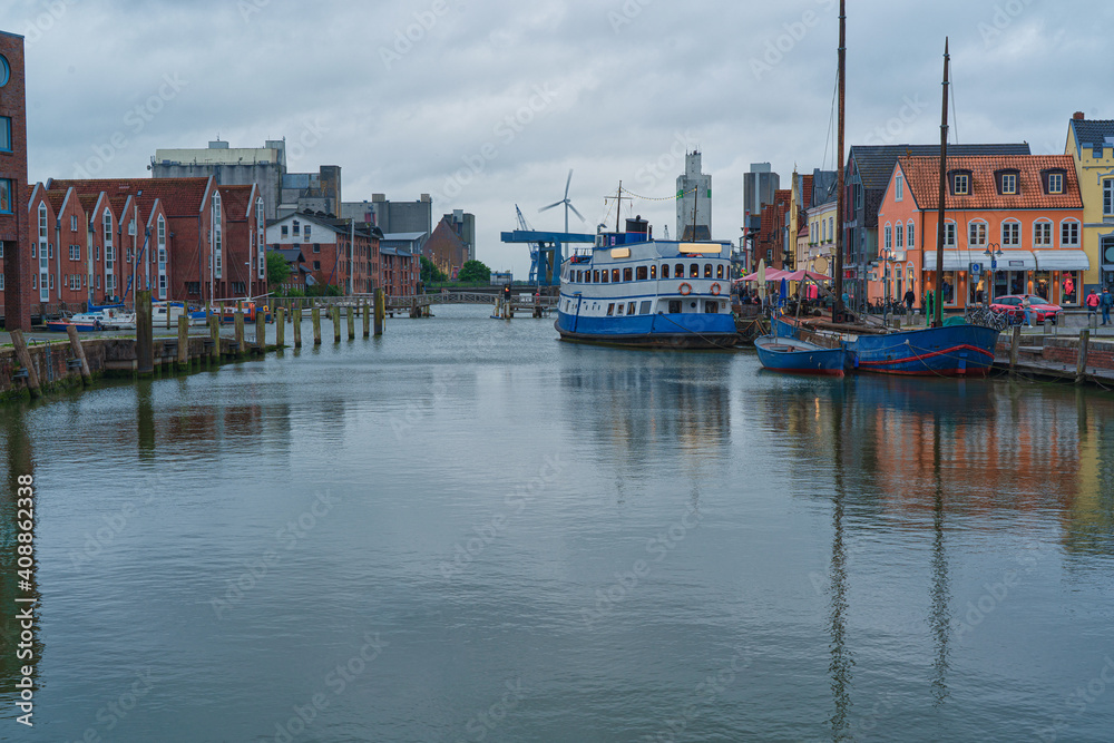 Fototapeta premium old port in europe