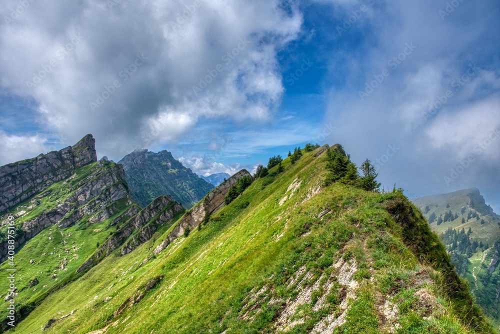 hike in the swiss nature and mountain region of Speer, Federispitz, Chuemettler, Grappehorn