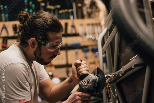 mechanic photo