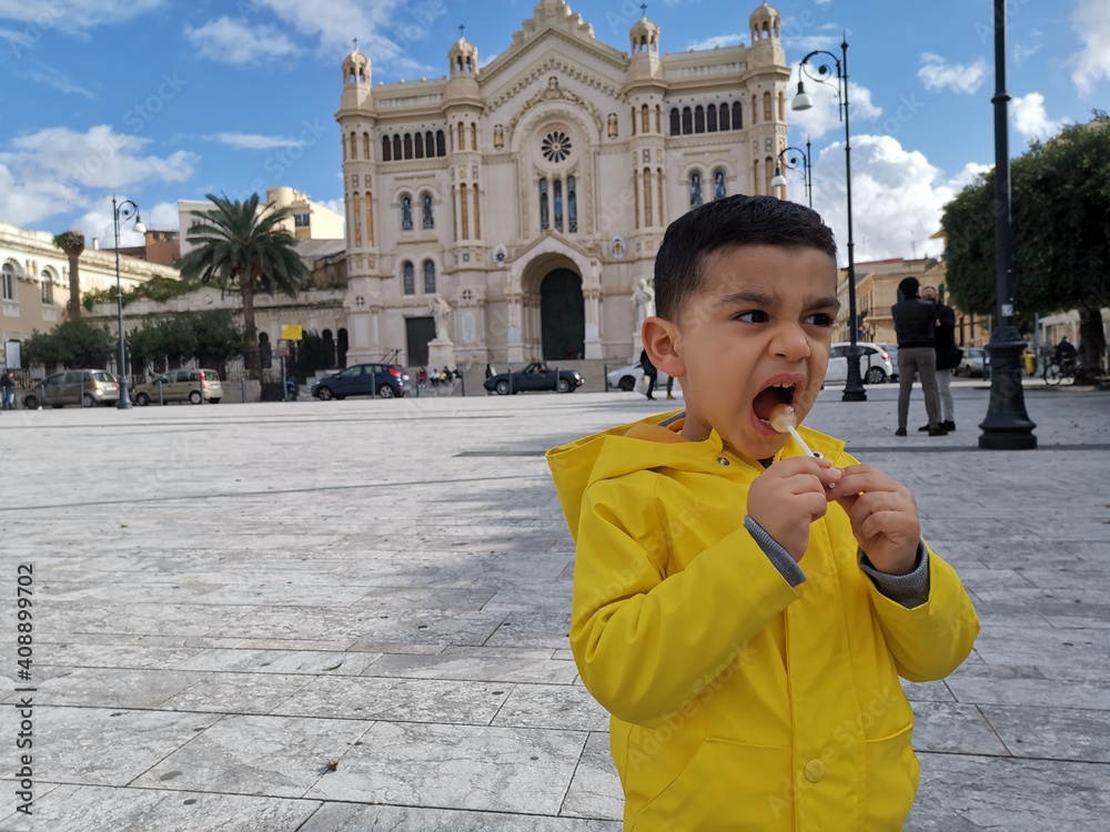 Fototapeta premium child playing in the street