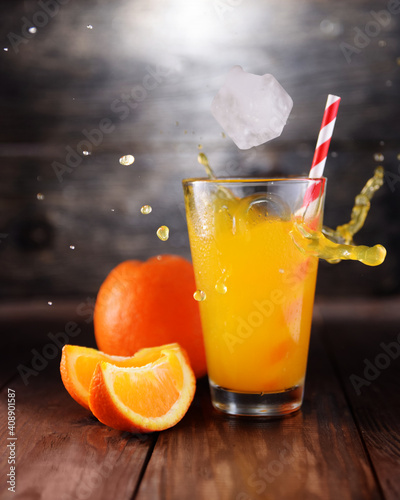Sok pomarańczowy plusk