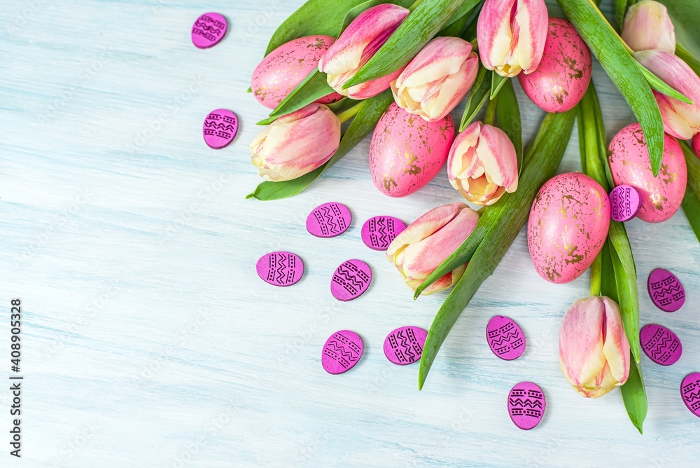 pink tulips on table, Easter background .