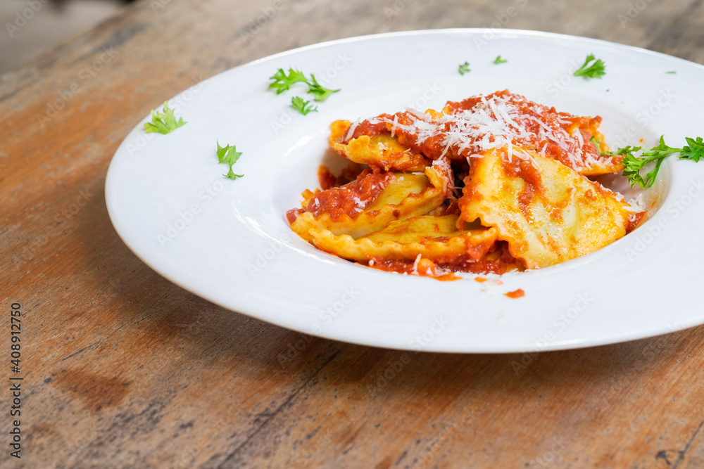 Ravioli with tomato sauce Ravioli with tomato sauce