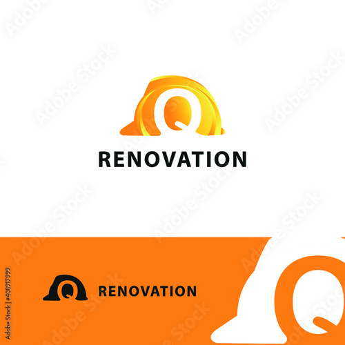 Q Initial Letter and Hard Hat Protection Helmet. Safety Logo concept. Construction and Contractor building logo design