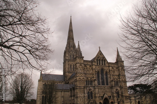 Salisbury cathedral with cloudy sky