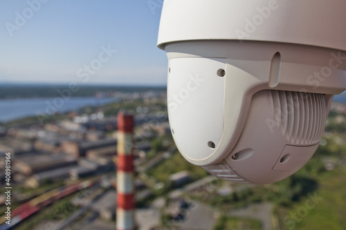 Controlled speed dome PTZ camera in outdoors