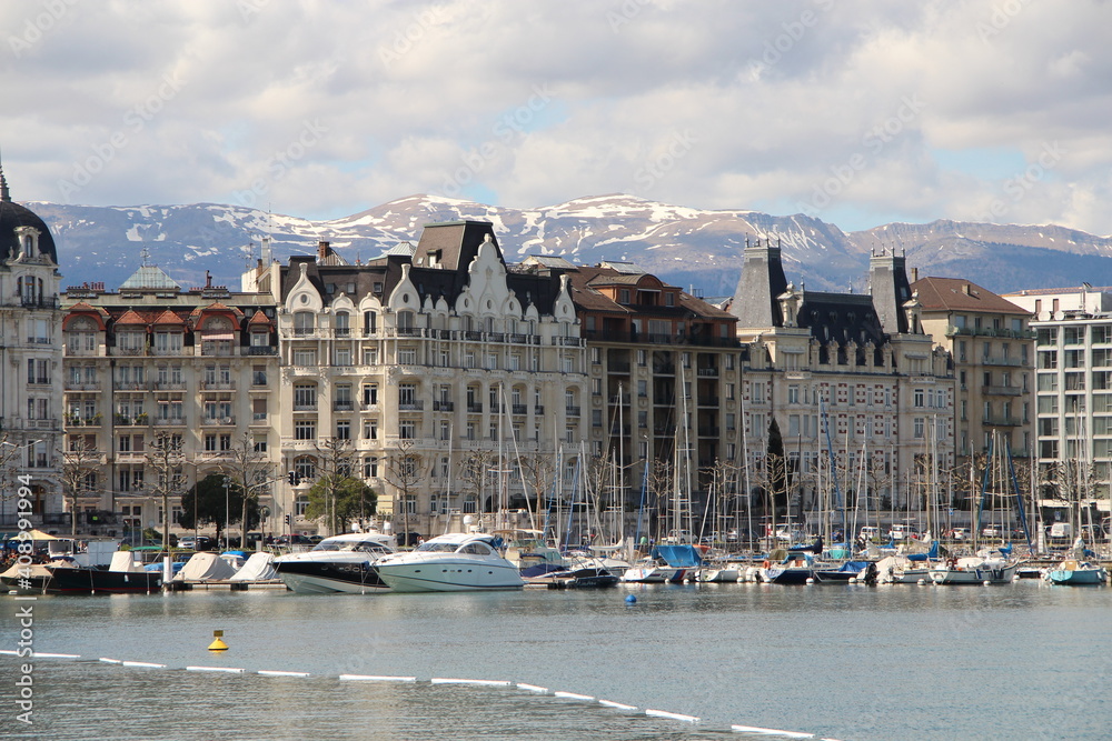 views of Geneva from the Leman lake