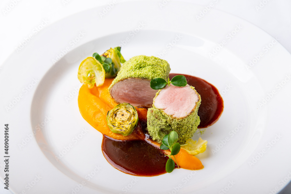 Pork tenderloin in pistachio crust with herbs Pork tenderloin in pistachio crust with herbs