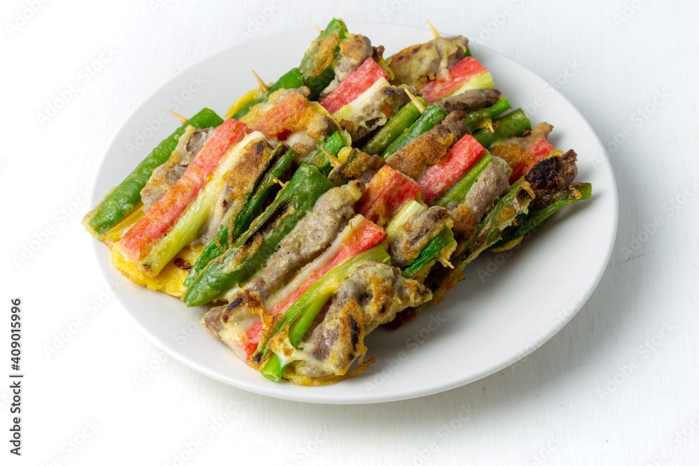 Meat and Vegetable Skewers which is called Sanjeok in Korea Meat and Vegetable Skewers which is called Sanjeok in Korea