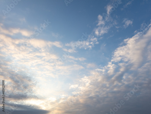 Fototapeta Naklejka Na Ścianę i Meble -  Clouds in the sky at sunset.
