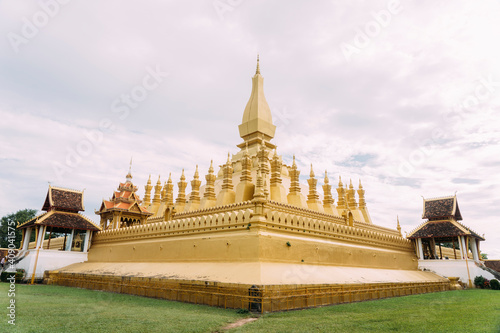 Slika na platnu Golden Pha That Luang temple, Vientiane, Laos