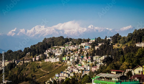 Cuadro en lienzo Darjeeling! An Indian mountain city.