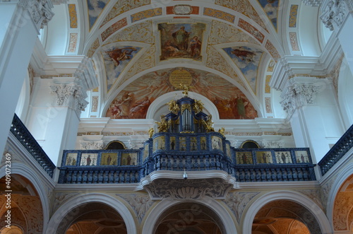 Organy i empora w kościele sw. Józefa w Krzeszowie, wczesny barok, polska photo