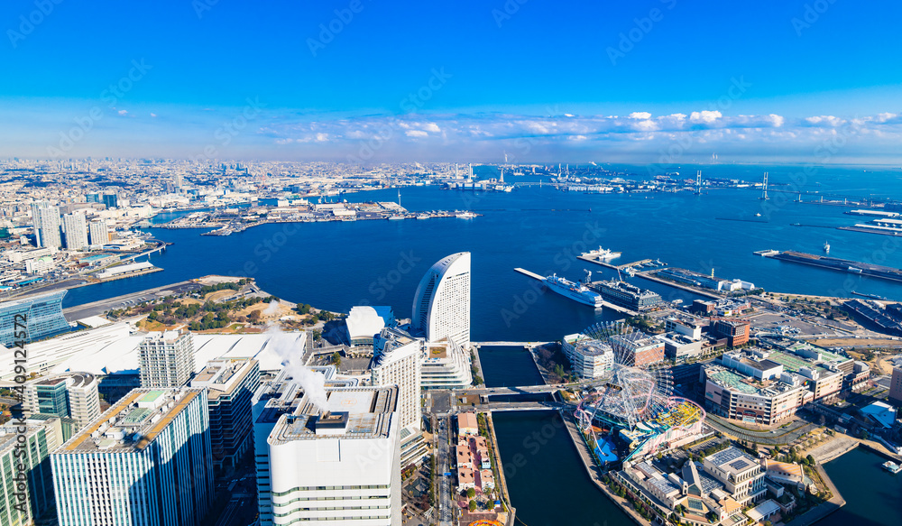 Fototapeta Panoramiczny widok na port w Jokohamie