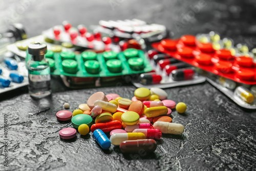 Assorted pharmaceutical pil...