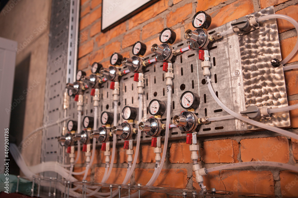 Gas pressure measuring system at beer brewery