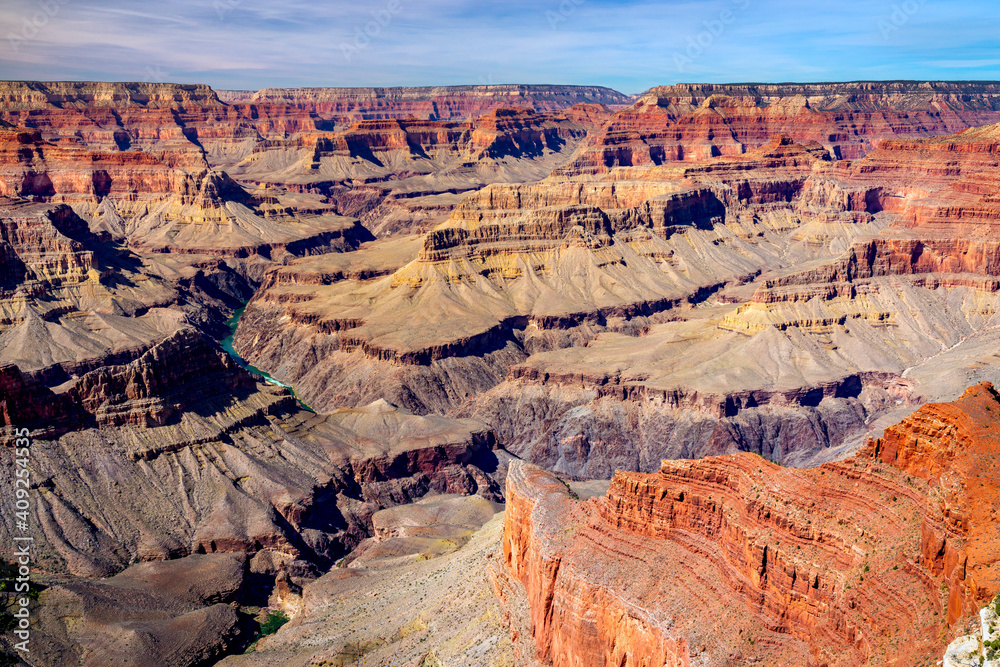 Idyllic shot of Grand Canyon along Hermit Road on sunny day, Grand Canyon National Park, Arizona, USA Idyllic shot of Grand Canyon along Hermit Road on sunny day, Grand Canyon National Park, Arizona, USA