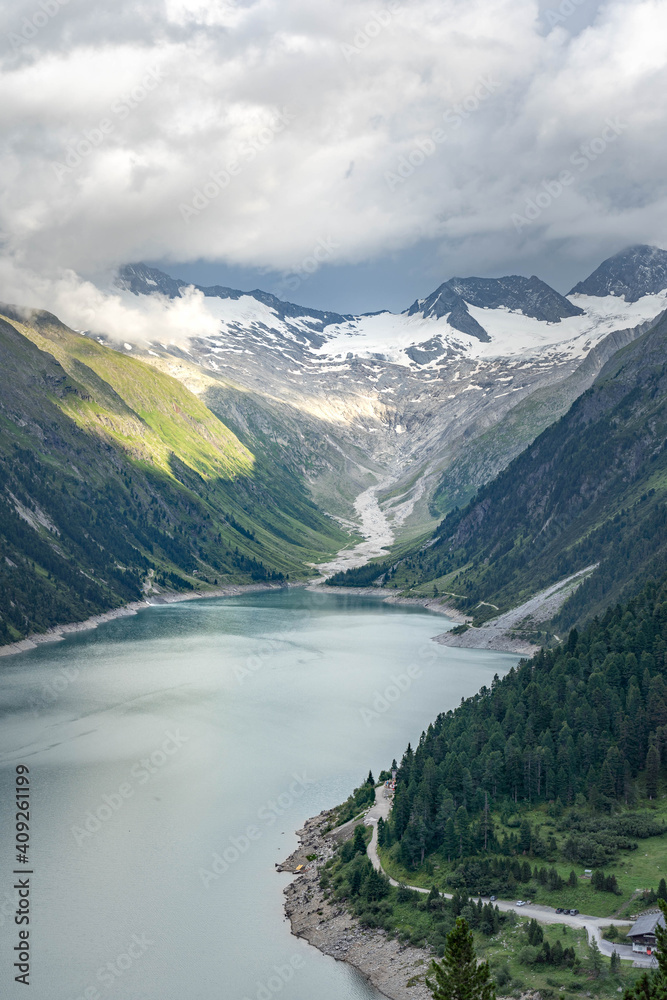 Obraz premium Glacier view of Schlegeisspeicher reservoir in zillertal Austria