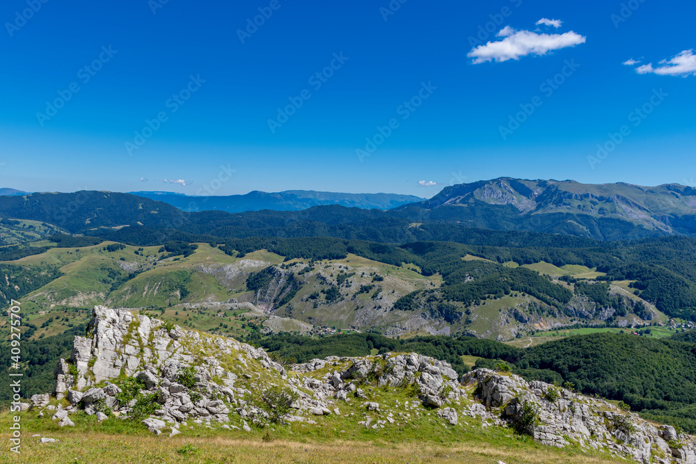 Fototapeta premium landscape with mountains