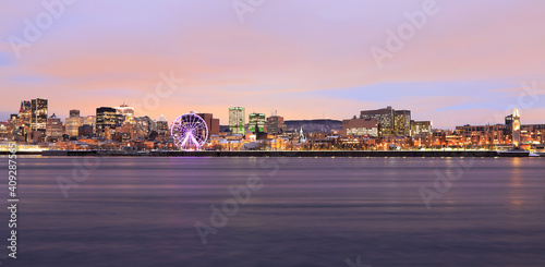 Montreal skyline and St Lawrence River at dusk in winter, Quebec, Canada © vlad_g
