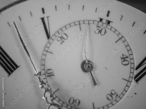 broken clock detail - black and white