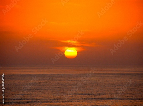 Fototapeta Naklejka Na Ścianę i Meble -  Sunset on the beach 2