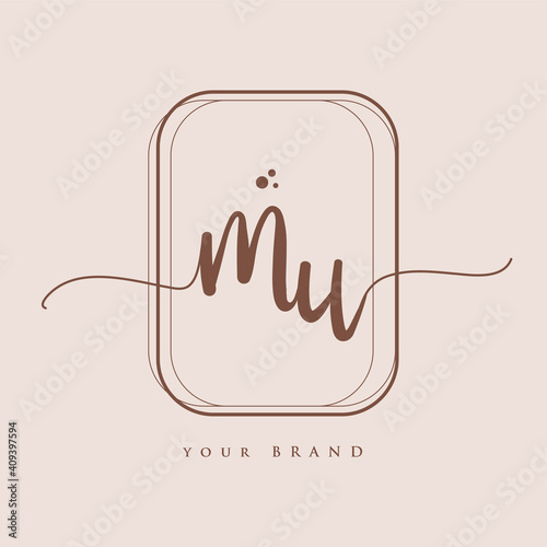 MU Initial handwriting logo. Hand lettering Initials logo branding, Feminine and luxury logo design isolated on elegant background.