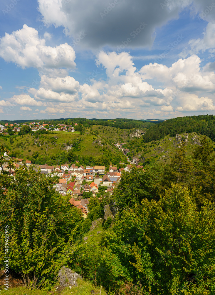 Blick auf die Stadt Pottenstein, Fränkische Schweiz, Landkreis Bayreuth, Franken, Oberfranken, Bayern, Deutschland