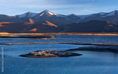 Fototapeta Naklejka Na Ścianę i Meble -  Tso Kar salt water lake in Rupsha valley, Ladakh, North India.