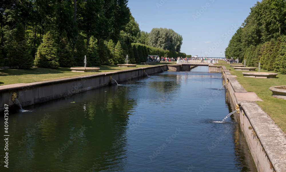 Sea channel with fountains alley