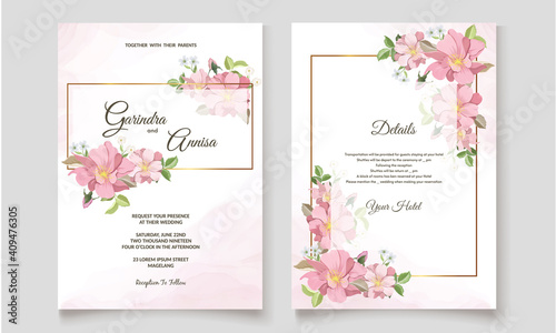  Floral wedding invitation template set with elegant leaves Premium Vector