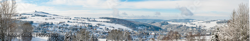 Ortschaft in Erzgebirge Winterlandschaft