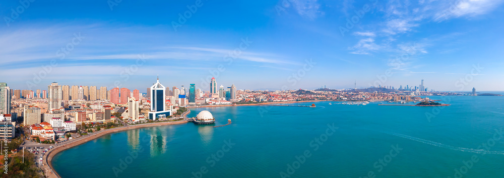 Fototapeta premium Aerial photography Qingdao Bay city architecture landscape skyline panorama