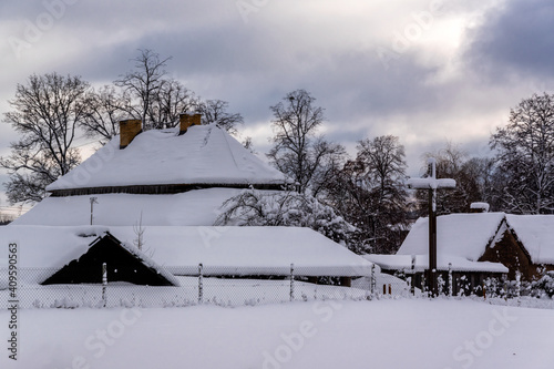 Śnieżna zima w miasteczku Supraśl, Podlasie, Polska © podlaski49