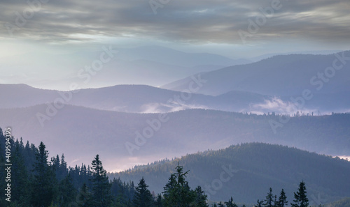 Fototapeta Naklejka Na Ścianę i Meble -  Mountains silhouette
