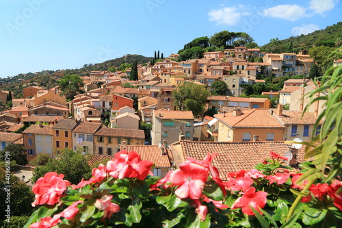 Obraz na płótnie Bormes-les-Mimosas en Provence w salonie